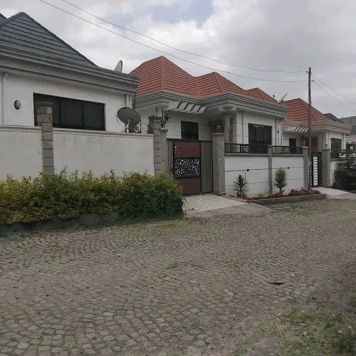 Modern Villa House Summit 250sqm – photo 3