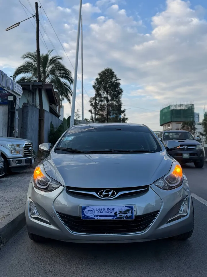 Hyundai Avante 2015 Automatic – photo 6
