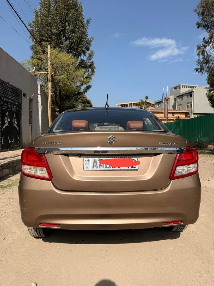 Suzuki Dzire 2021 Automatic – photo 9