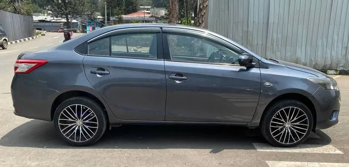 Toyota Yaris Sedan 2014 – photo 4