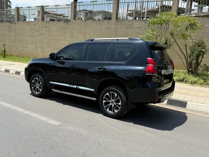 Toyota Landcruiser Prado 2020 – photo 3