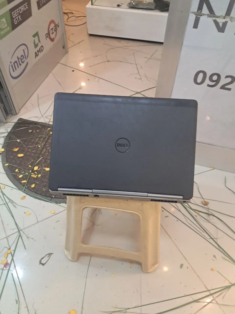 Dell Workstation Laptop i7 16GB – photo 4
