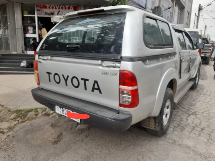 Toyota Double Cab Pickup 2012 – photo 6