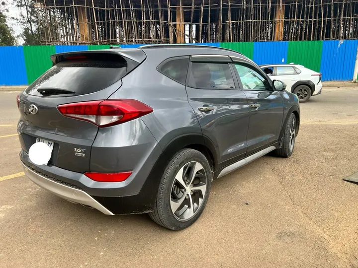 Hyundai Tucson 2017 Automatic – photo 5