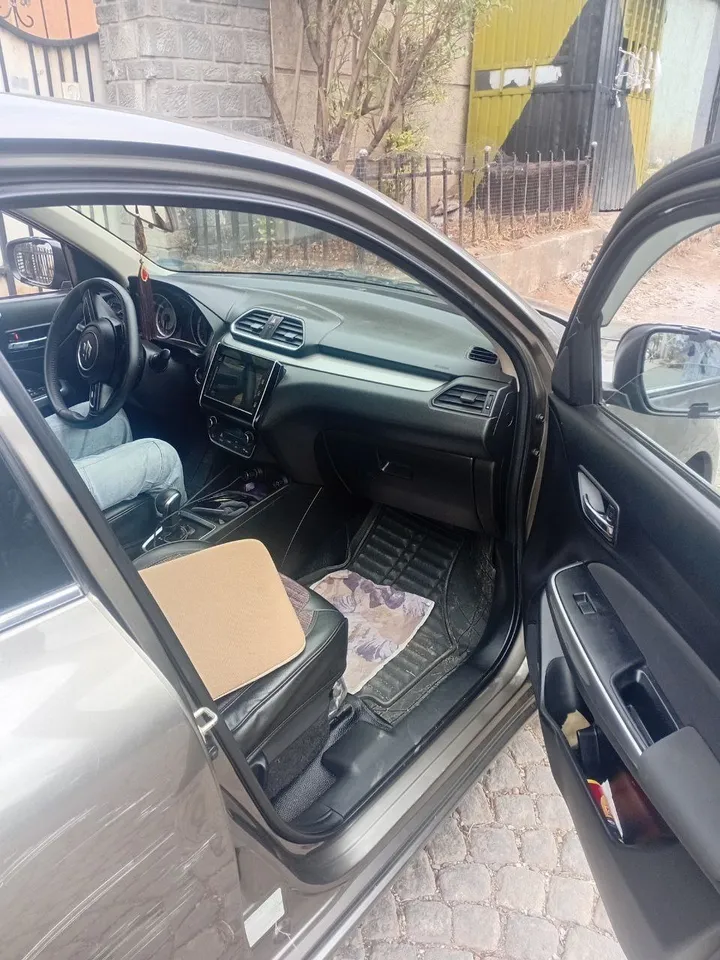 Suzuki Dzire 2022 Automatic – photo 5