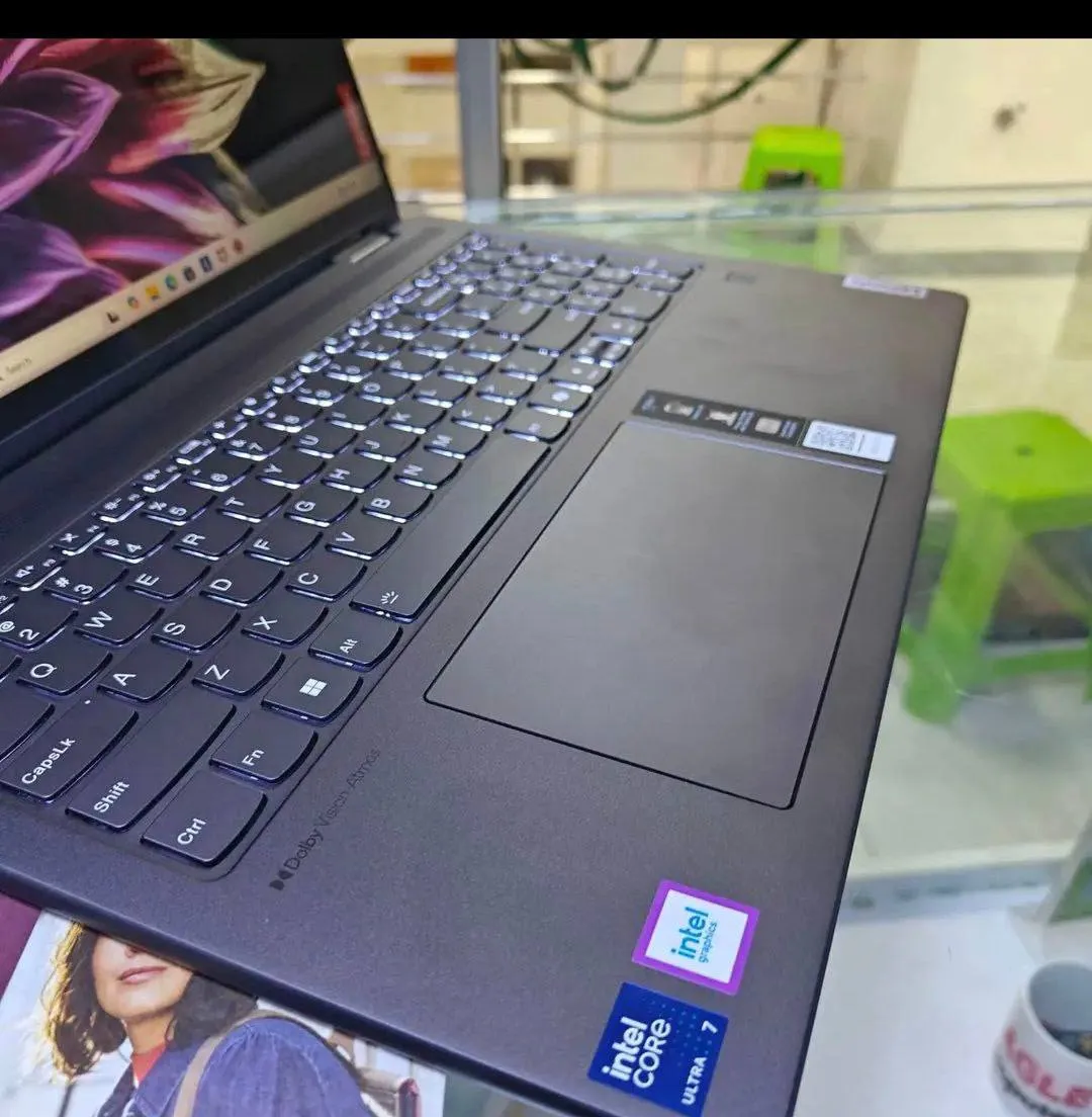 Lenovo Yoga Ultra 7 Touchscreen Laptop – photo 4