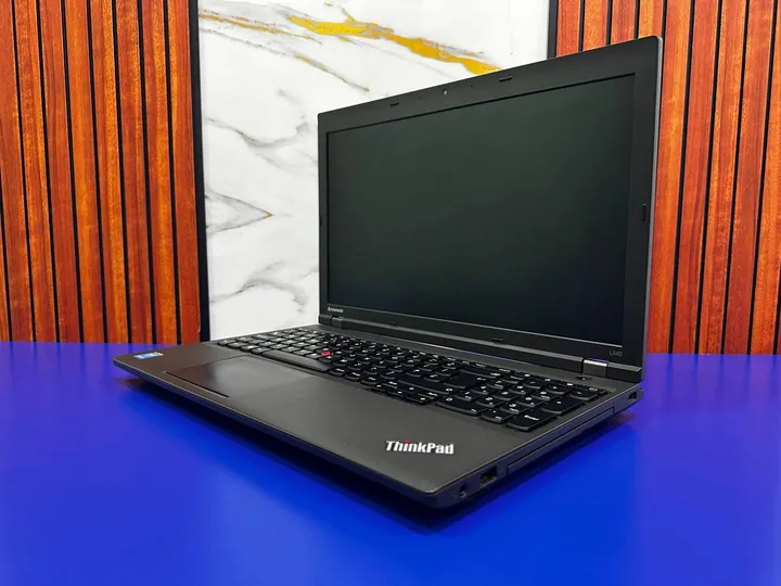 Lenovo ThinkPad i5 15.6 Inch Laptop – photo 5