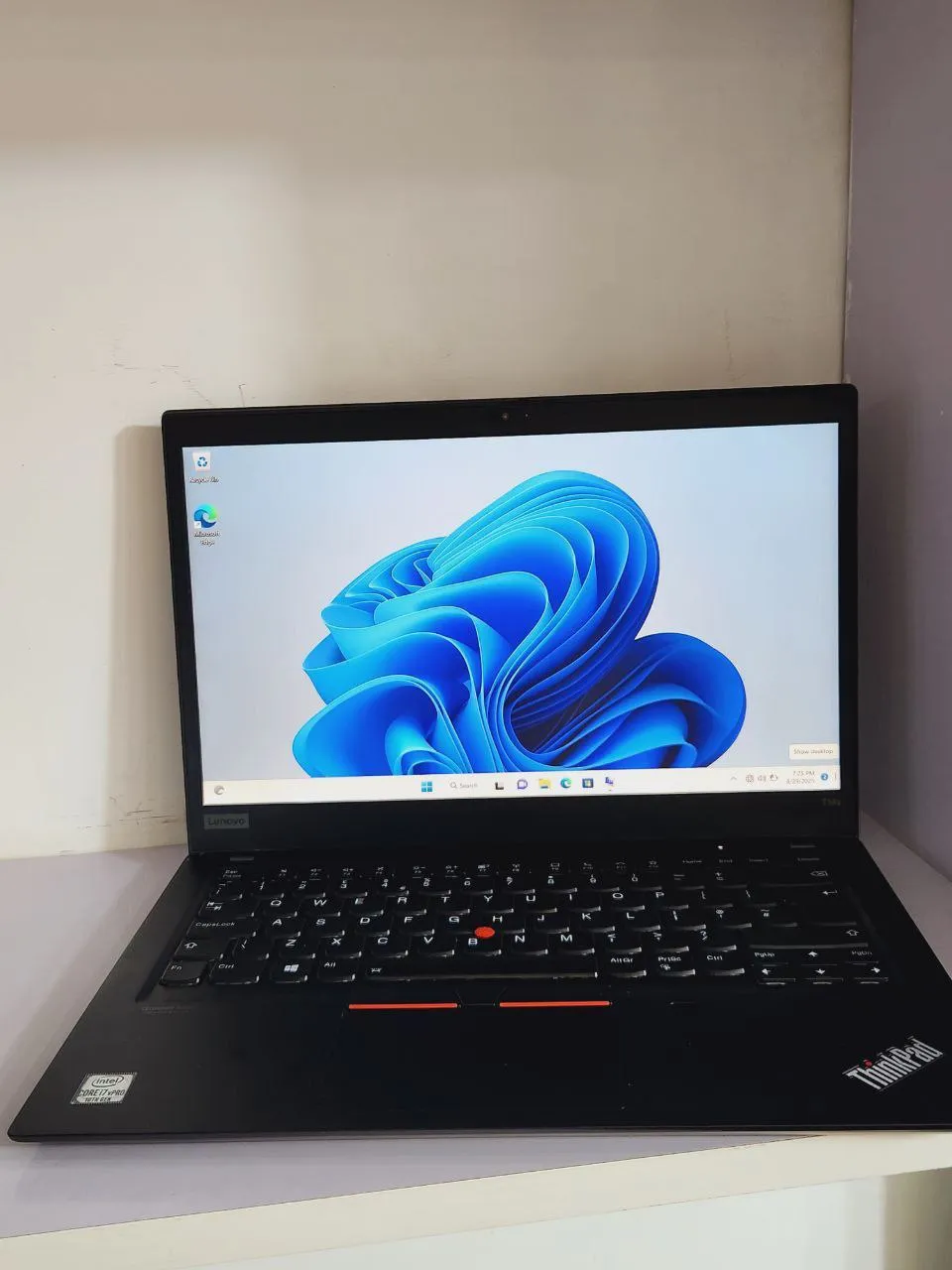 Lenovo ThinkPad T14s Touchscreen Laptop – photo 3