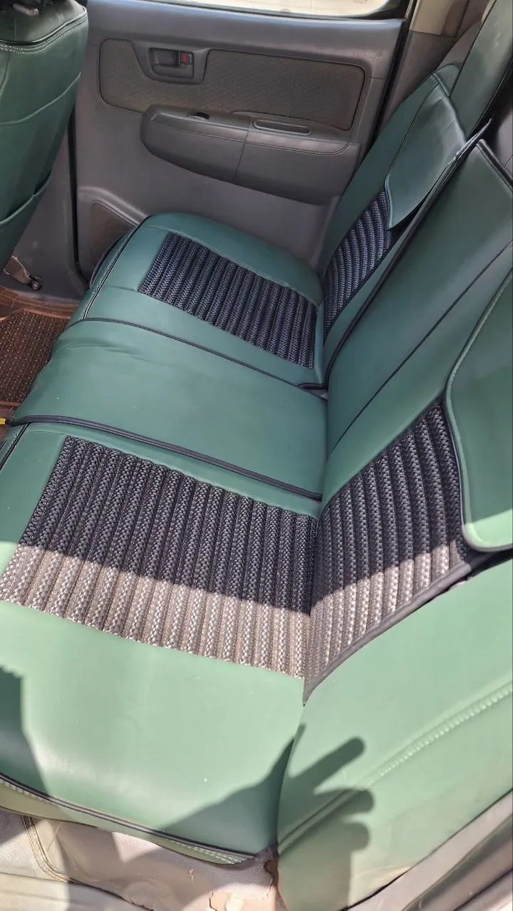 Toyota Double Cabin Pickup 2011 – photo 8