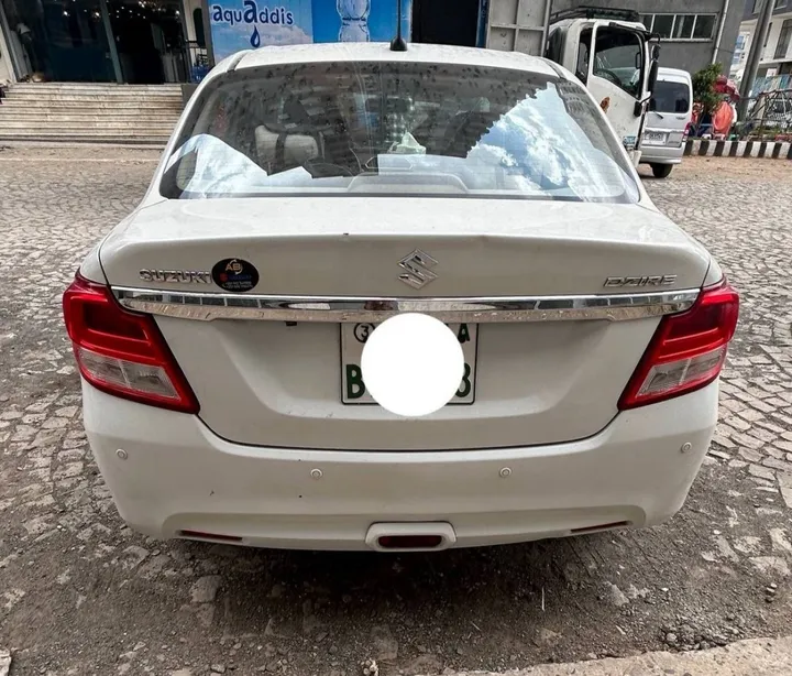 Suzuki Dzire 2021 Automatic – photo 4