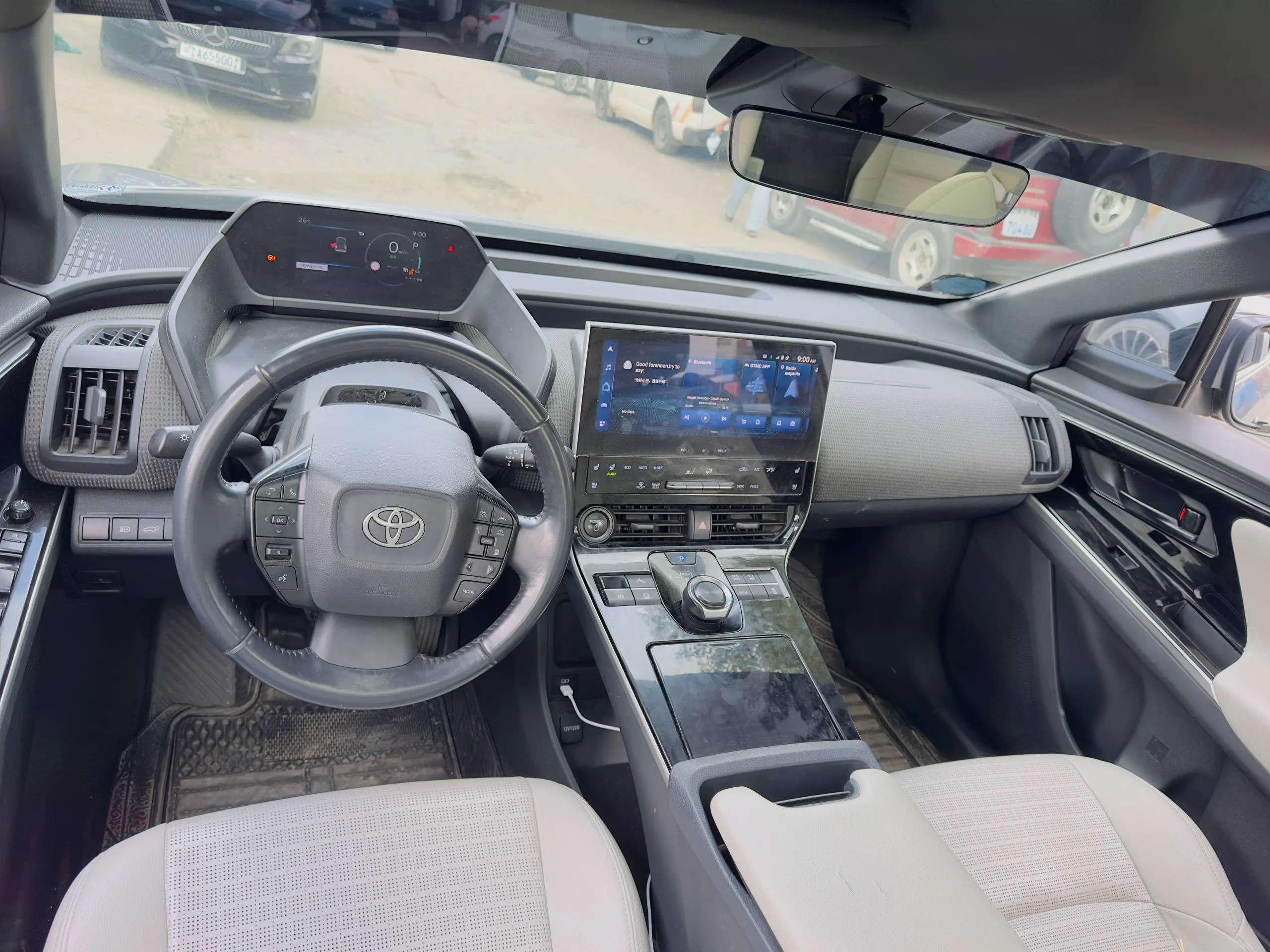 Toyota bZ4X Ultra Electric SUV 2023 – photo 6