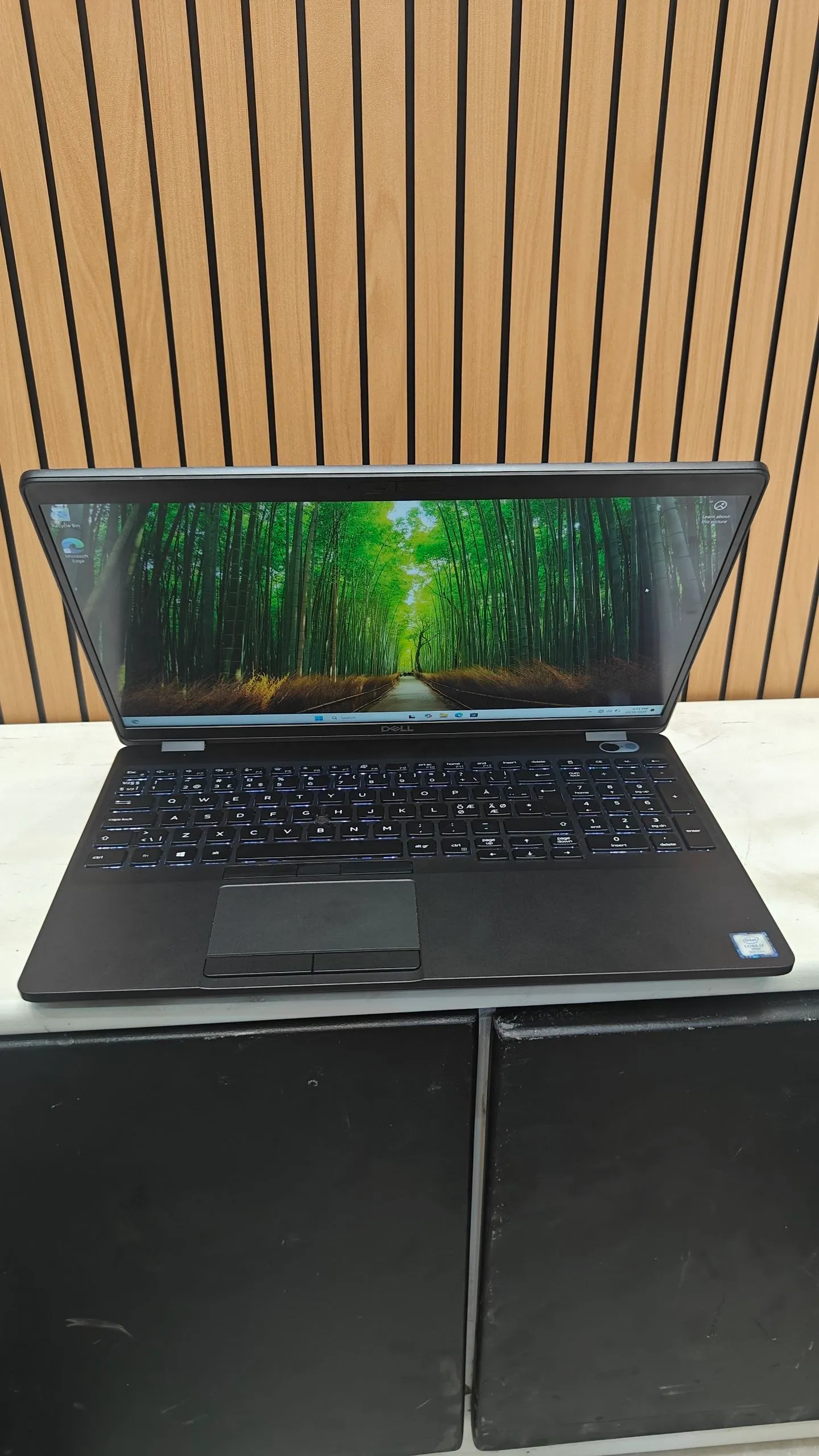 Dell Latitude 5501 i7 Laptop – photo 3