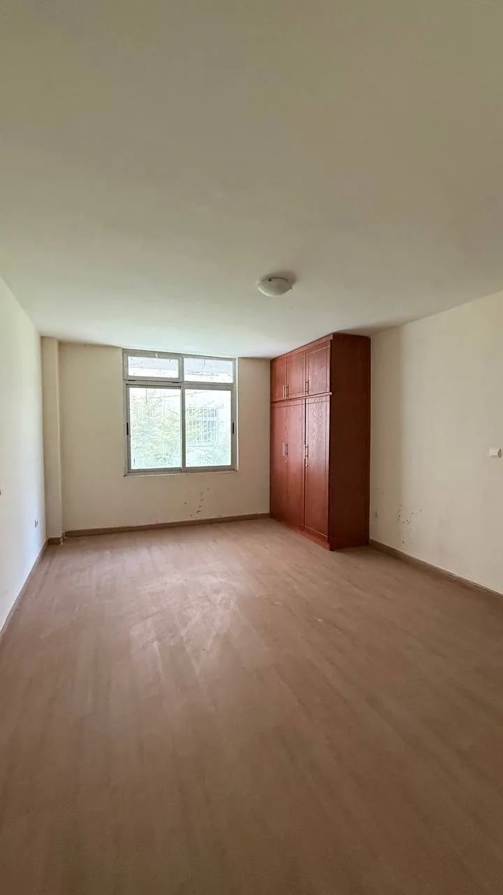 4 Bedroom Ground Floor Apartment Ayat – photo 6