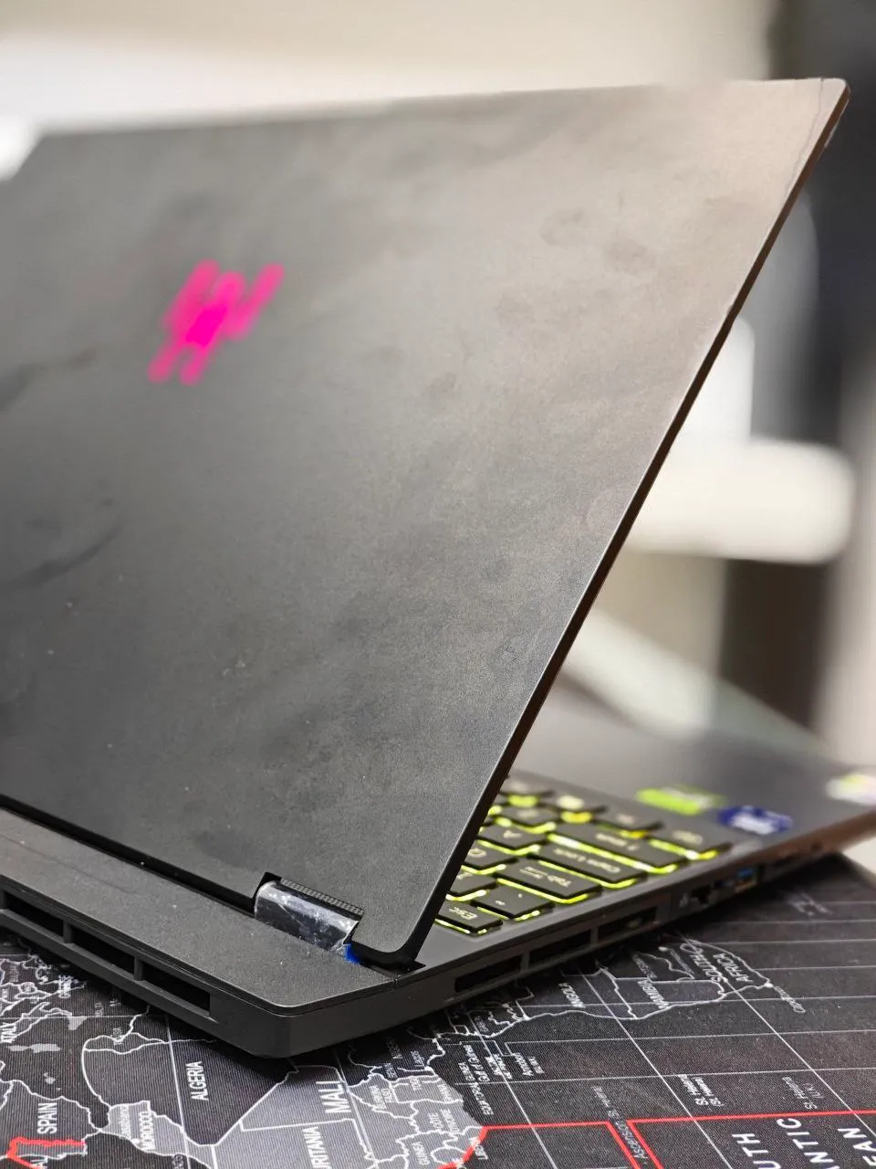 Acer Predator Helion Neo 16 Gaming Laptop – photo 3