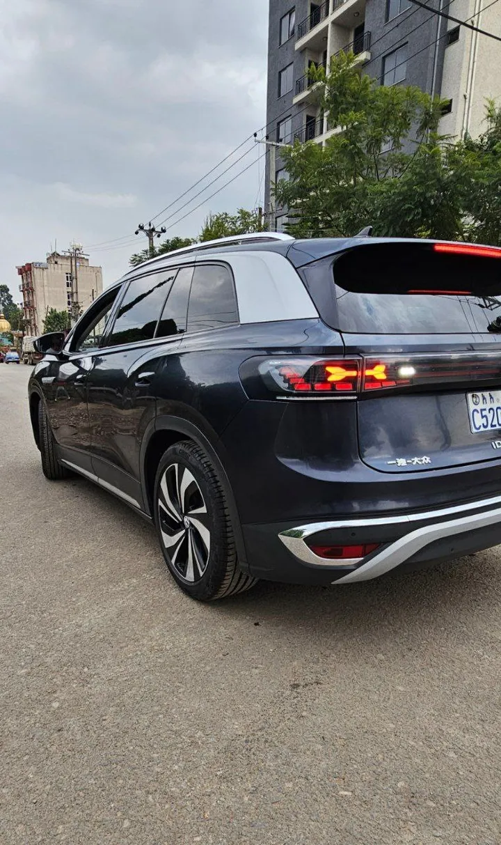 Volkswagen ID.6 Crozz 2022 Electric – photo 6