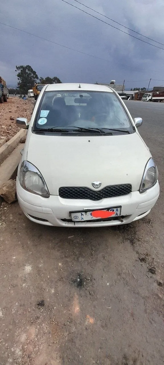 Toyota Vitz 2002 Manual – photo 3