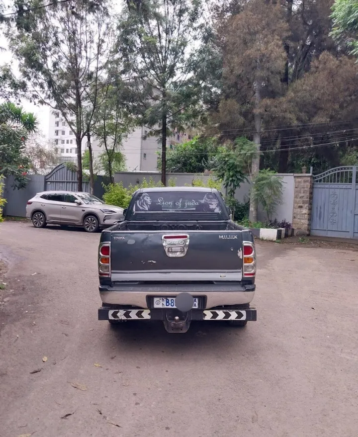 Toyota Hilux Vigo D4D 2011 – photo 8