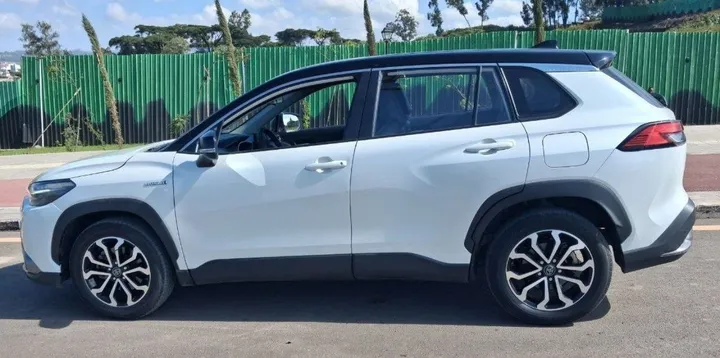 Toyota Corolla Cross Hybrid 2024 – photo 4
