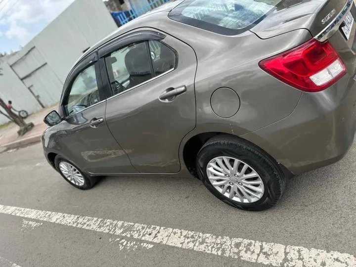 Suzuki Dzire 2021 Automatic – photo 4