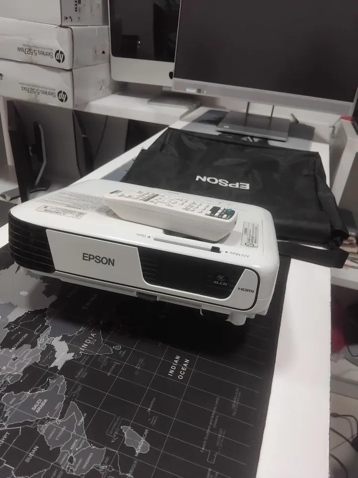 Brand New Epson EB-X31 Projector – photo 5