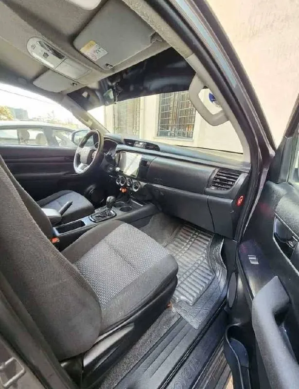 Toyota Revo Double Cab 2018 – photo 3