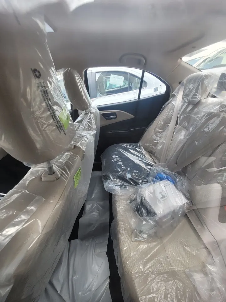 Suzuki Dzire Smart Hybrid 2026 – photo 5