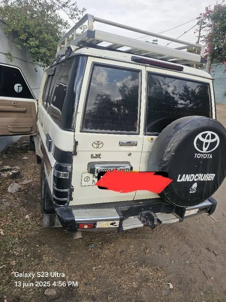 Toyota LandCruiser Mark II 2011 – photo 3