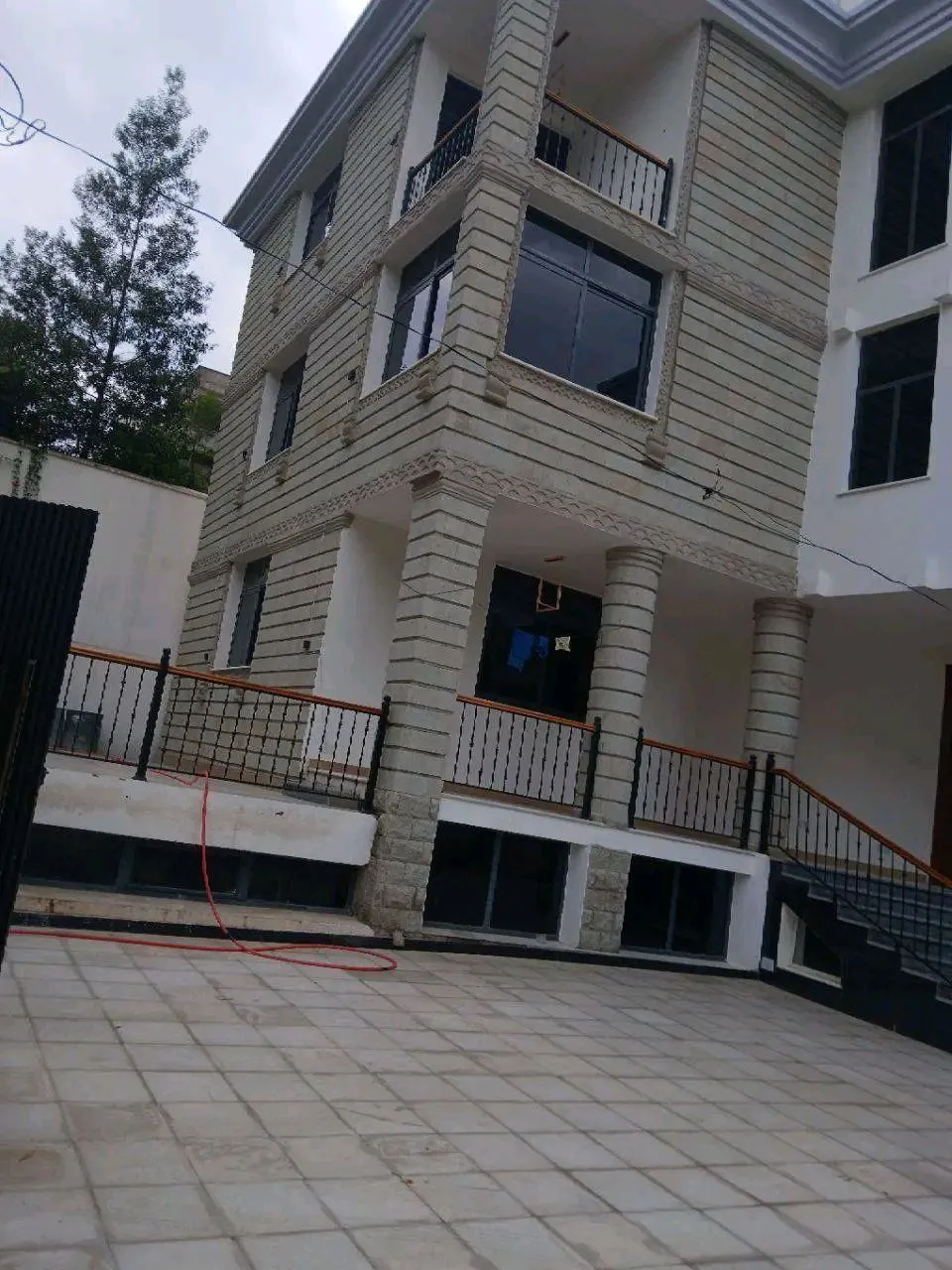 G+3 House for Sale 450 sqm – photo 3