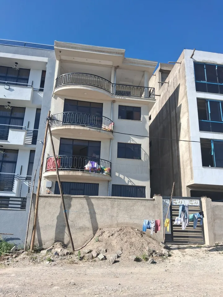 G+3 House for Sale 150 sqm – photo 3