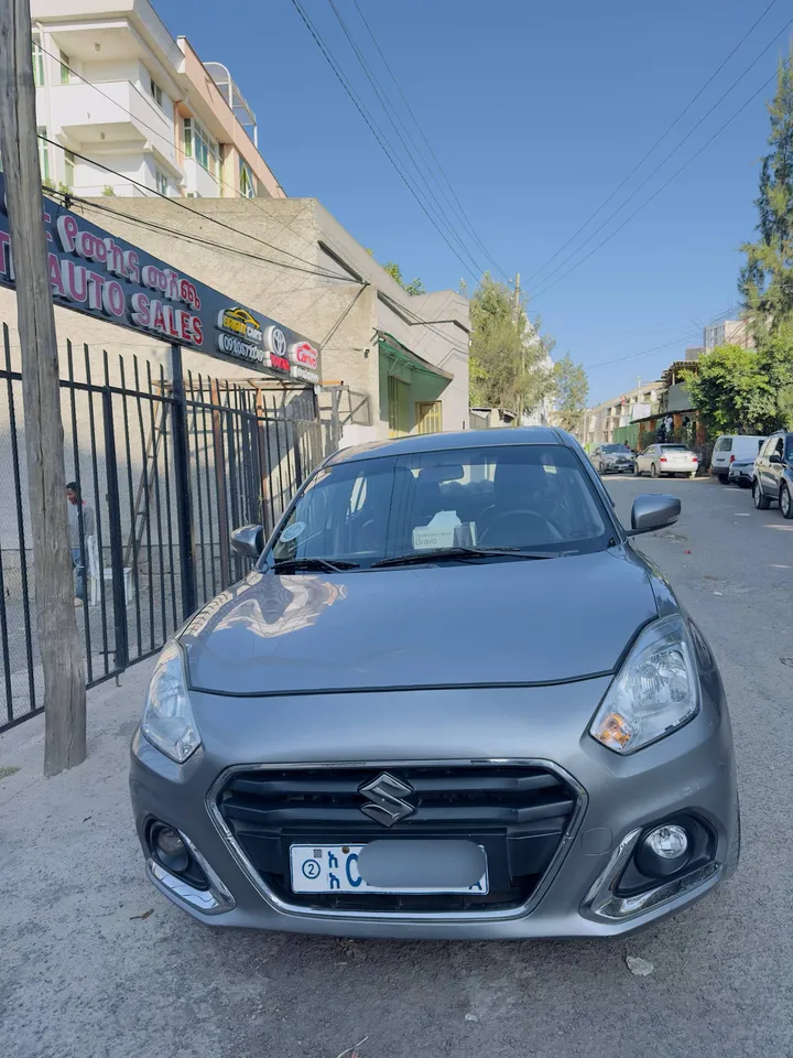 Suzuki Dzire 2021 Automatic 1200cc – photo 4