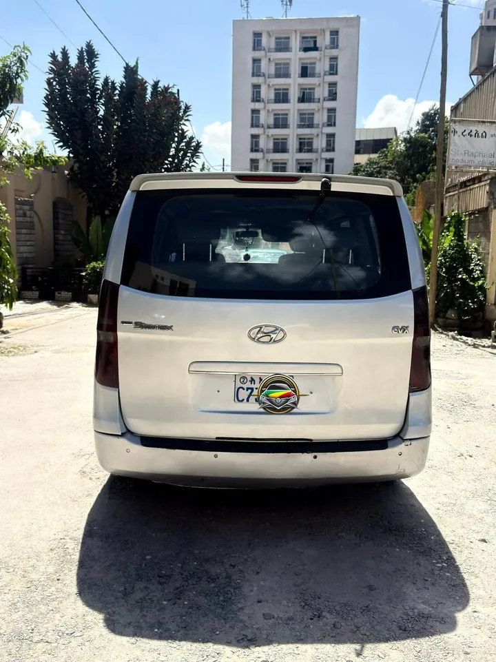 Hyundai Starex 2013 Diesel Van – photo 7