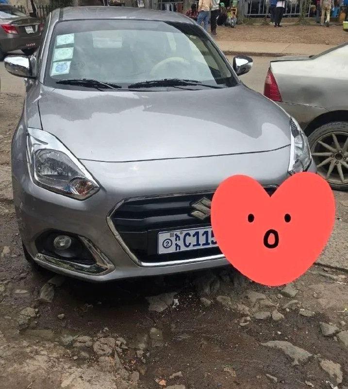 Suzuki Dzire 2022 Automatic – photo 3