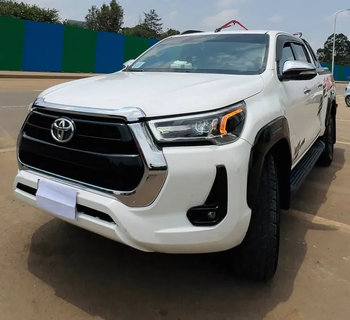 Toyota Hilux Double Cab 2022 – photo 4