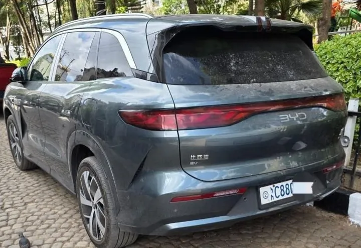 BYD Tang Plug-In Hybrid 2025 – photo 3