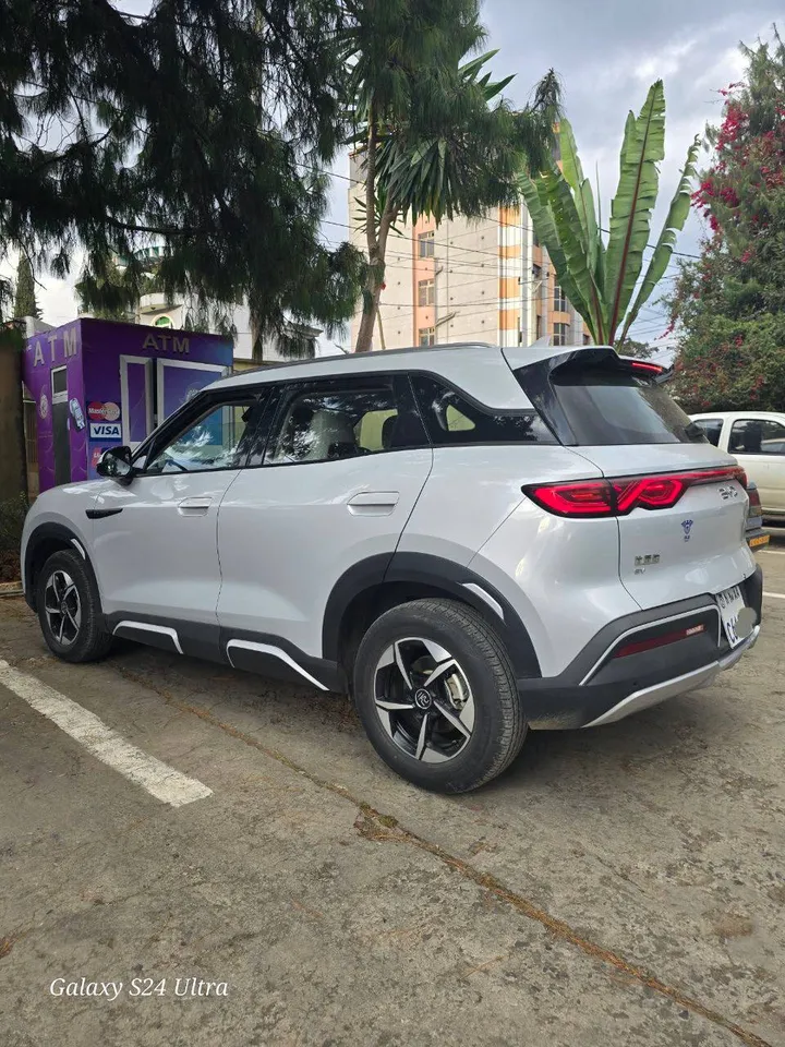 BYD Yuan Up 2024 Electric – photo 5