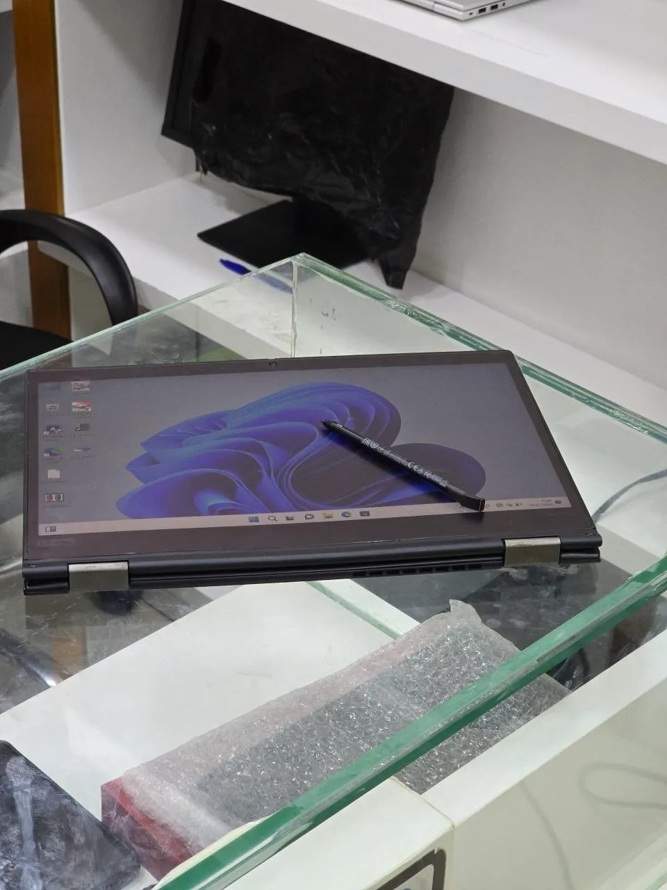 Lenovo ThinkPad Yoga X390 16GB 512GB – photo 3