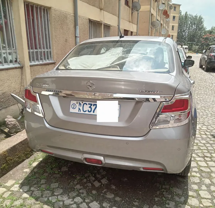 Suzuki Dzire 2022 Automatic – photo 6