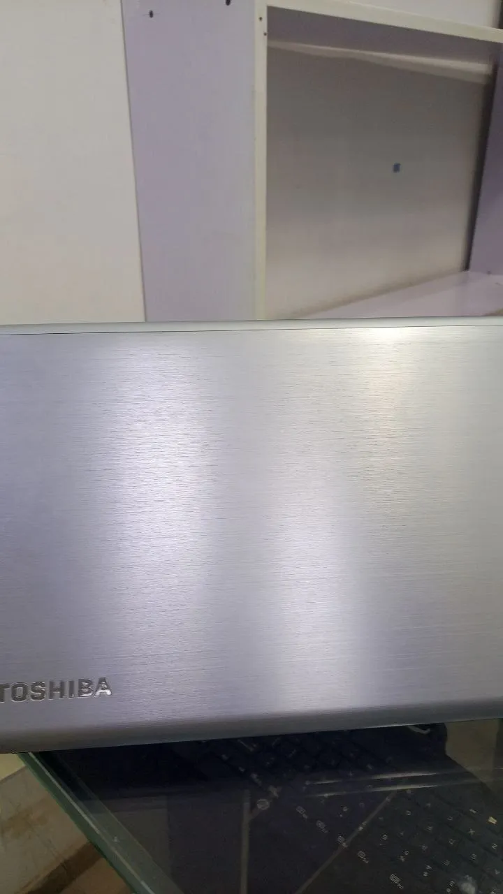 Toshiba Satellite Touchscreen i7 Laptop – photo 5