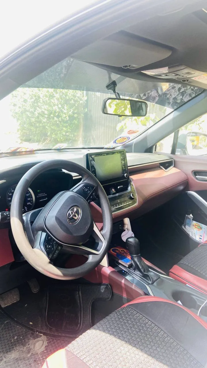 Toyota Corolla Cross Hybrid 2022 – photo 3
