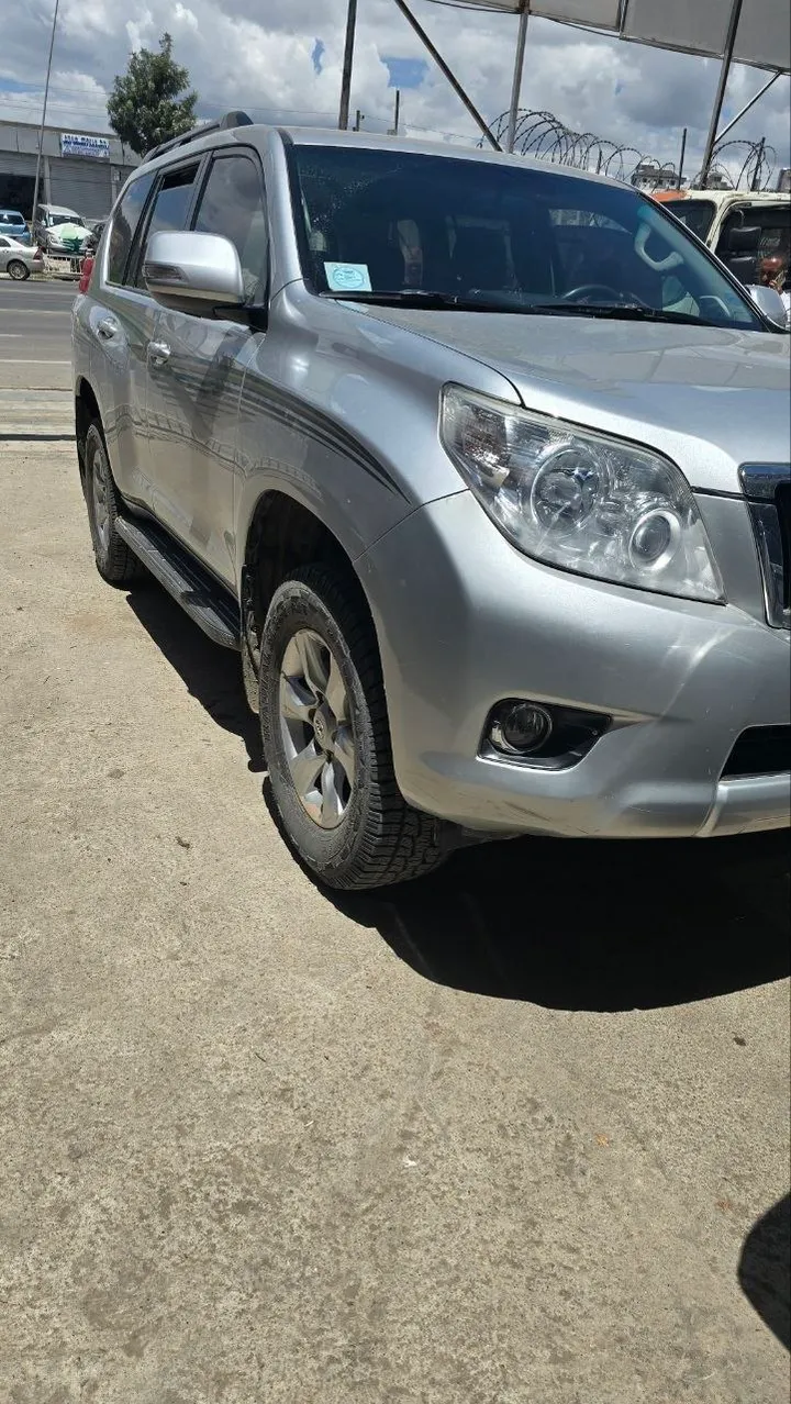Toyota Landcruiser Prado 2014 – photo 3
