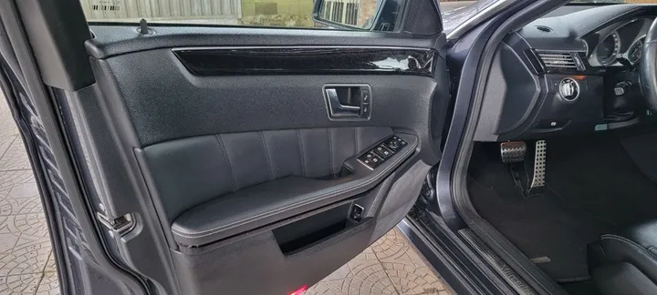 Mercedes E200 AMG 2012 – photo 7