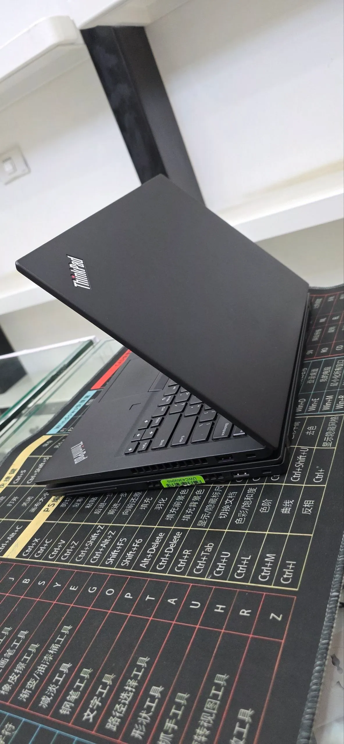 Lenovo ThinkPad T14s Ryzen 5 Touchscreen – photo 3