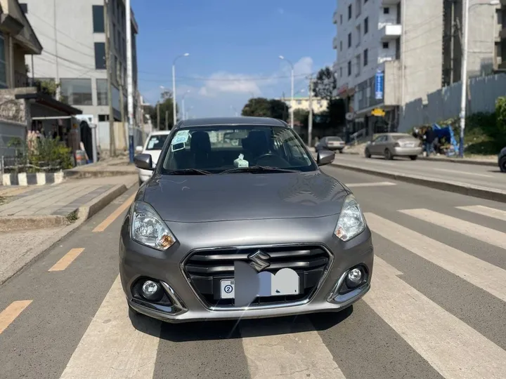 Suzuki Dzire 2021 Automatic – photo 4