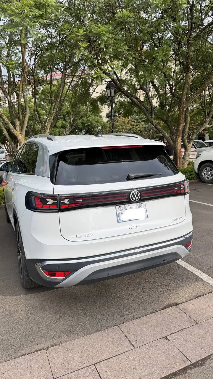 Volkswagen ID6 Crozz Pro 2023 – photo 3