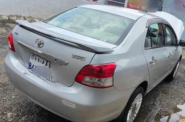 Toyota Yaris Belta 2010 Automatic – photo 4