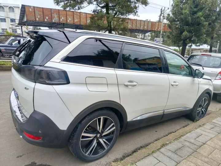 Peugeot 5008 GT 2021 SUV – photo 3