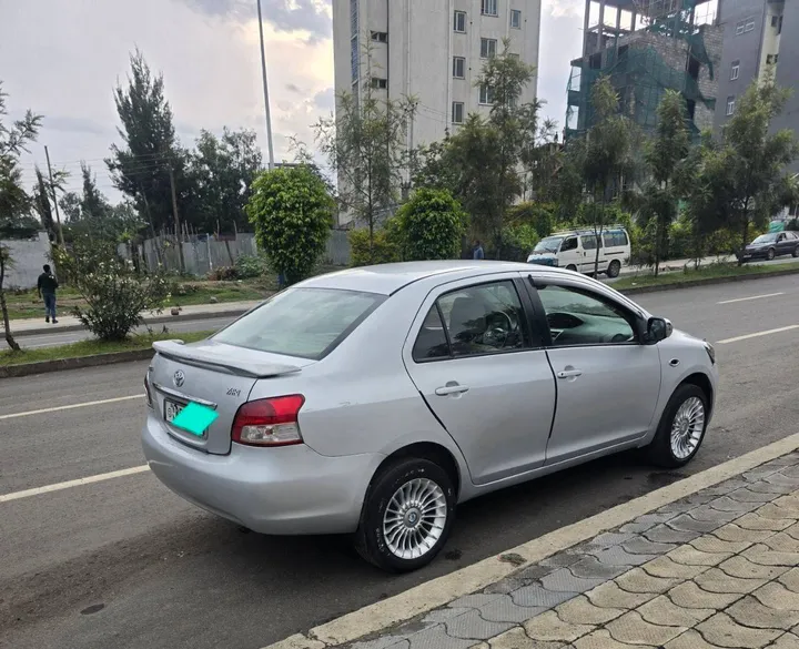 Toyota Yaris Belta 2007 – photo 7