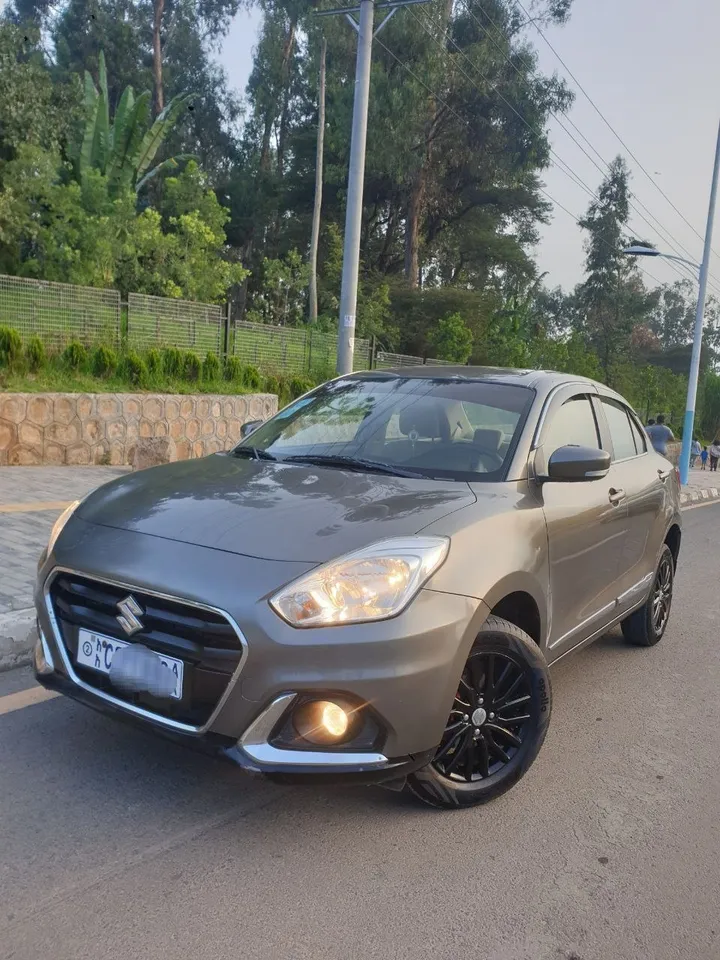 Suzuki Dzire 2022 Automatic – photo 5