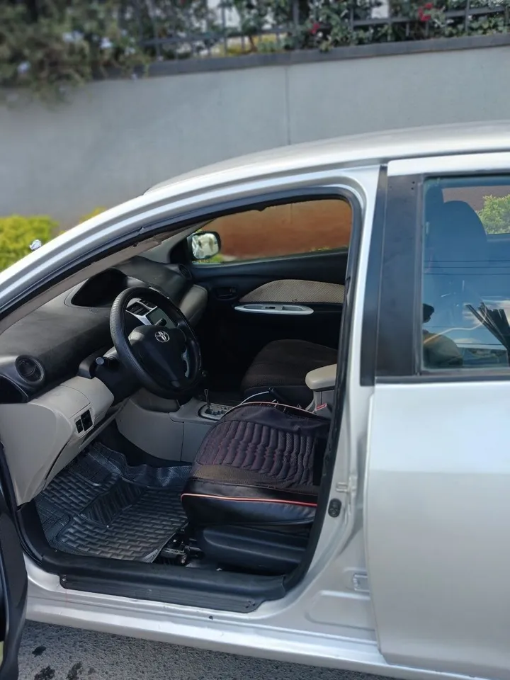 Toyota Yaris Belta 2006 Automatic – photo 3