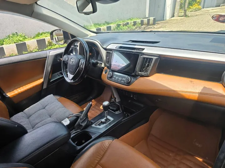 Toyota Rav 4 2017 Automatic – photo 5